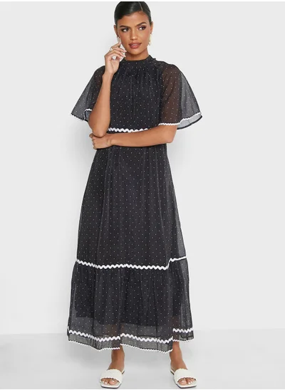 Khizana Contrast Piping Detail Dress