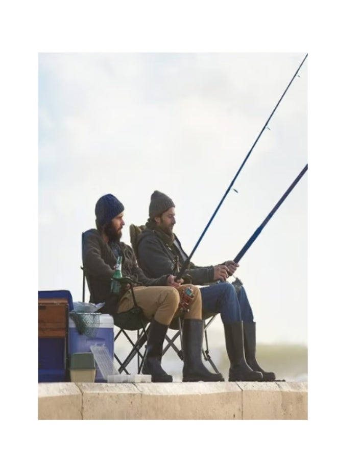 Foldable camping chair with armrests and cup holder, fishing chair with carrying bag, lightweight and portable, ideal for beach trips and travel. - Image 5