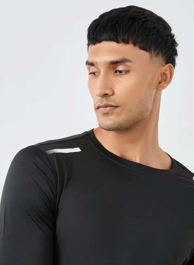 Styli Styli Reflective Print Muscle Fit Long Sleeve T-Shirt with 2in1 Shorts Set
