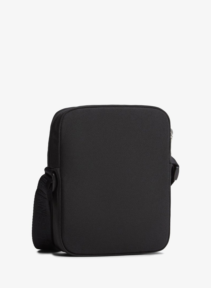 TOMMY JEANS Essential Messenger Bag - Image 3