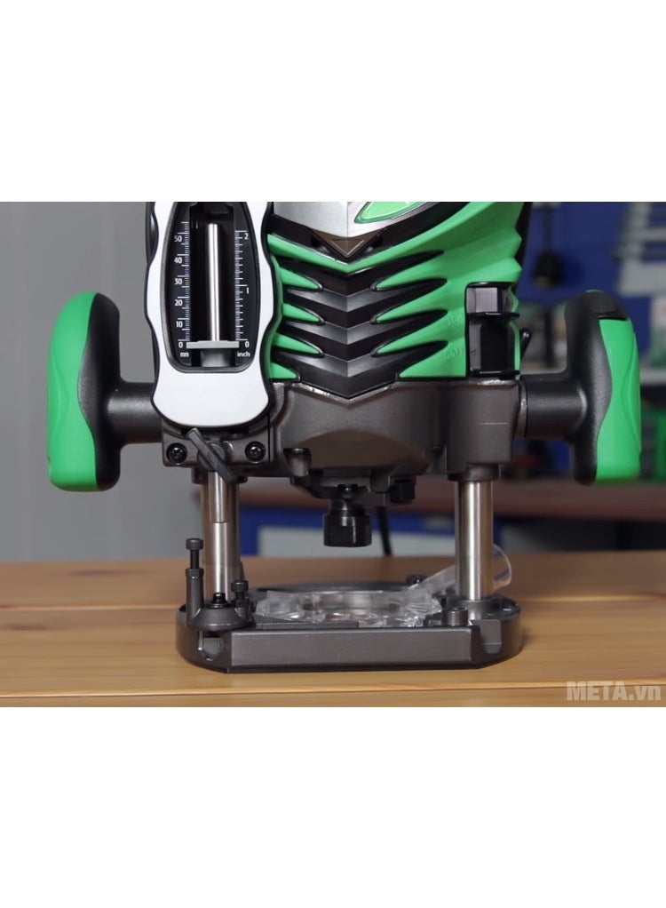 Hikoki موجه M12SA2E6Z، 12 مم (سعة كوليت 8–12 مم)، محرك 1700 واط، 6.2 كجم – موجه غاطس ثقيل للاستخدام في النجارة، والأعمال الخشبية، والأعمال اليدوية - Image 2