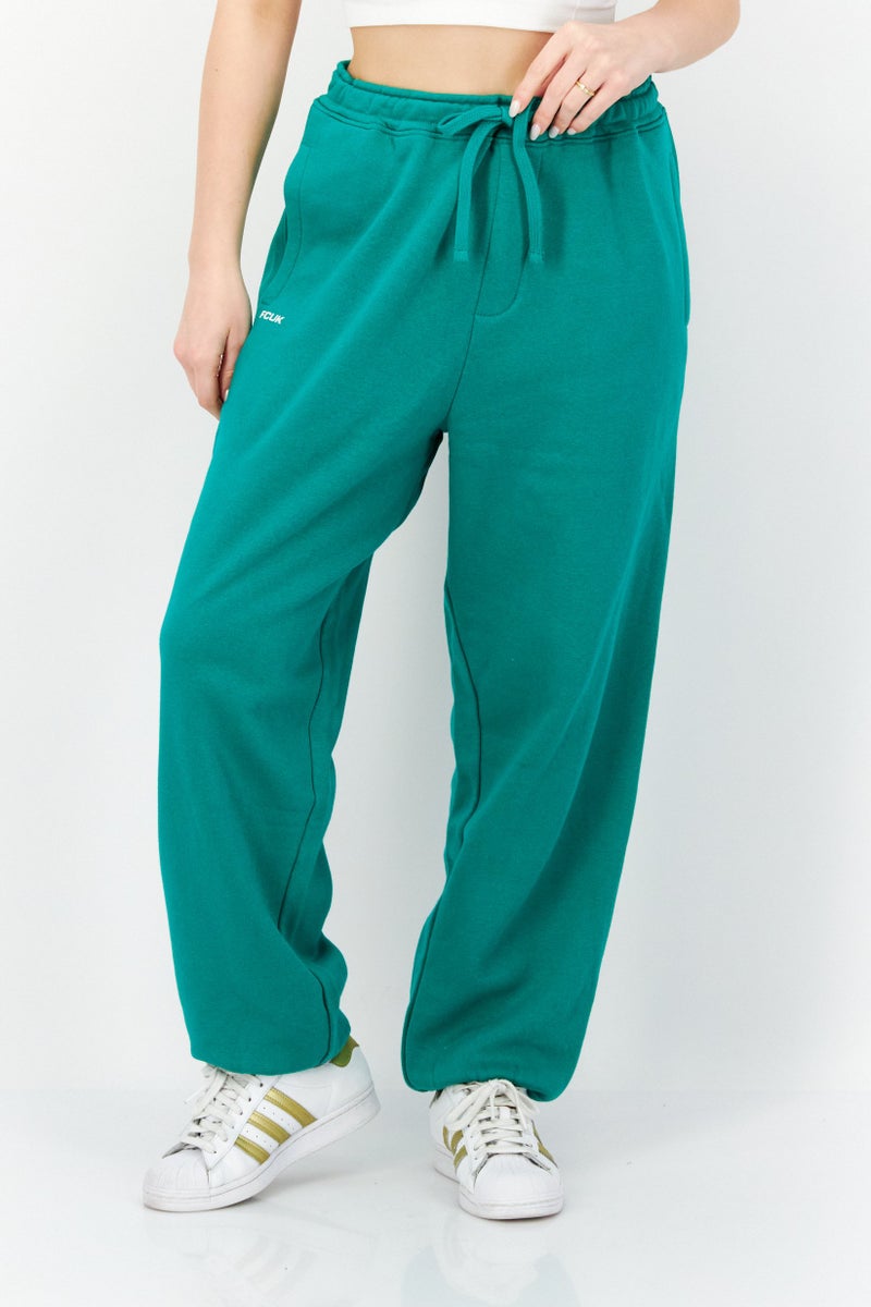 French Connection سروال جوجر نسائي بقصة عادية بشعار العلامة التجارية، أخضر - Image 1