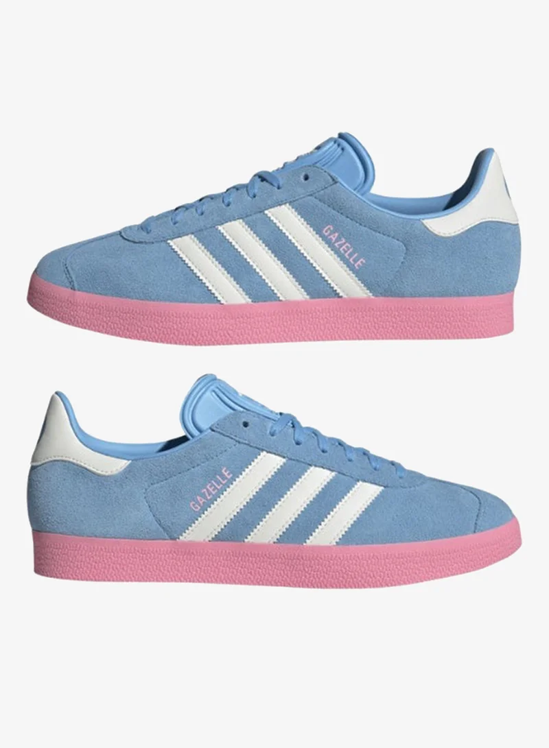 adidas حذاء كرة قدم غزال أزرق