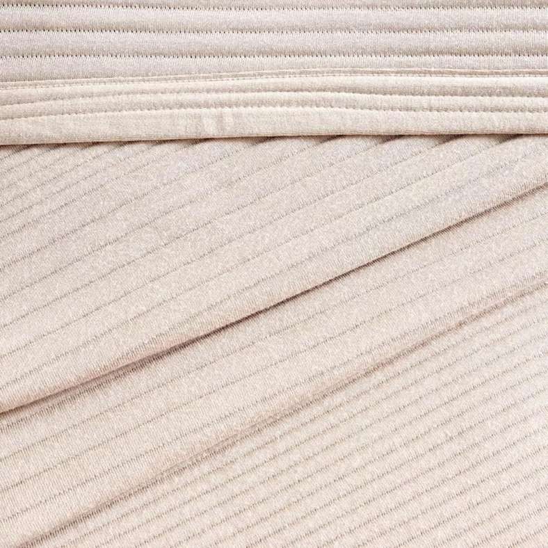 Pan Home طقم غطاء سرير كلوود كومفورت المحشو - بيج - Image 3
