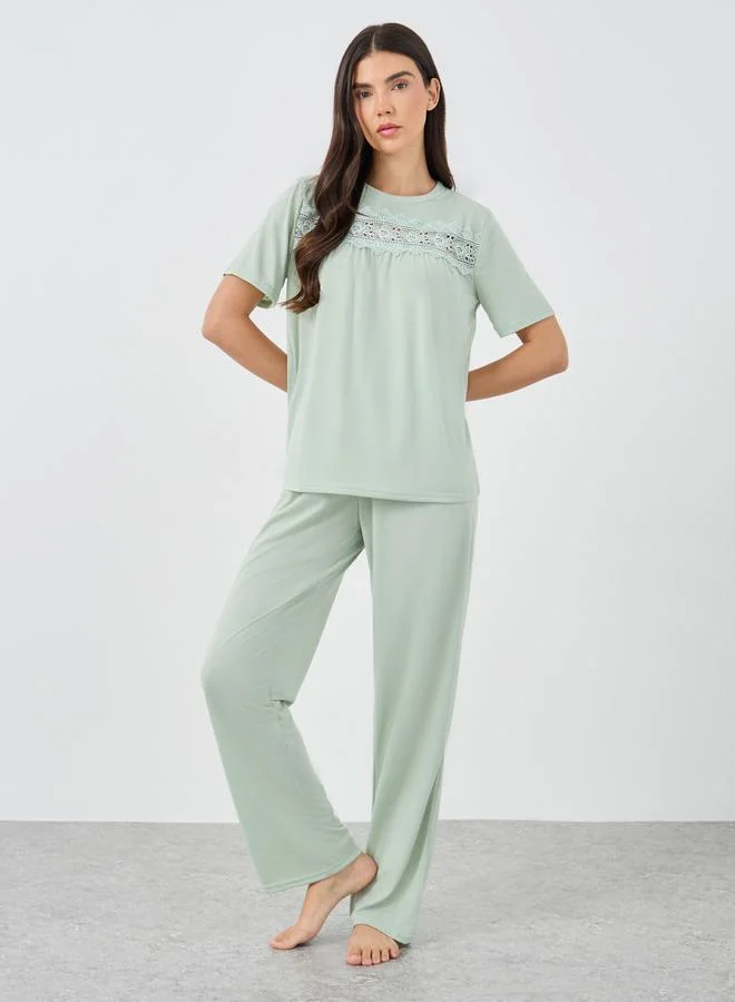 ستايلي Styli Lace Insert Short Sleeve T-Shirt and Pyjama Set