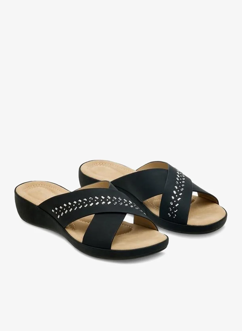 لو كونفورت Women Embellished Cross Strap Sandals