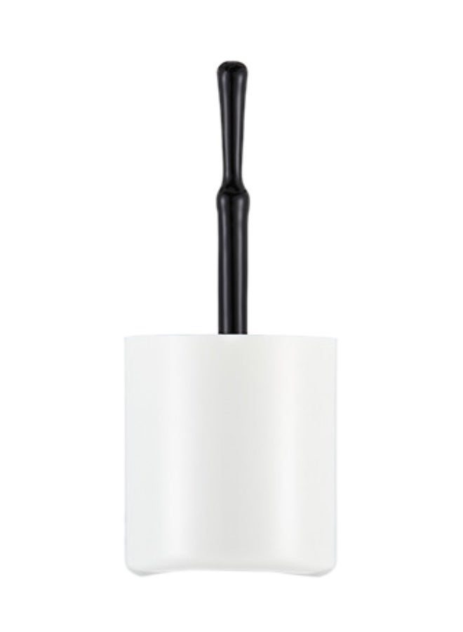 flormar Full Colour Nail Enamel 32 Victory Of Black - Image 2