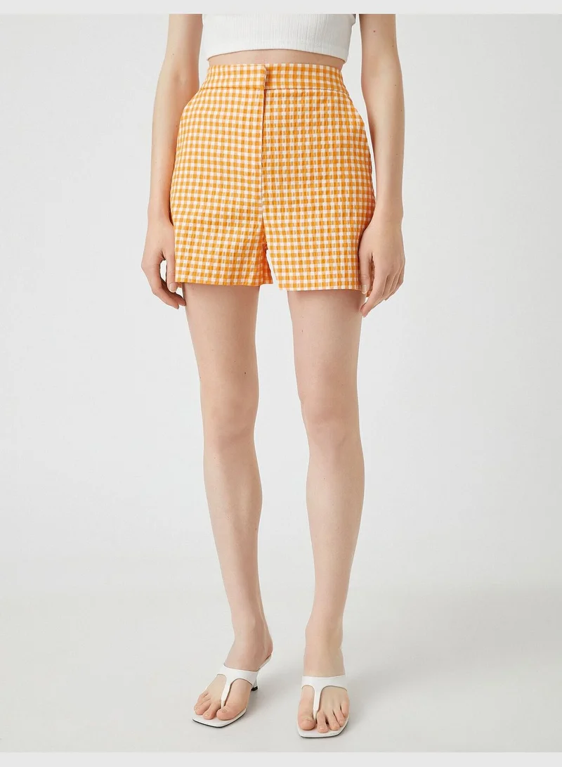 KOTON Checked Mini Short Pocket Cotton