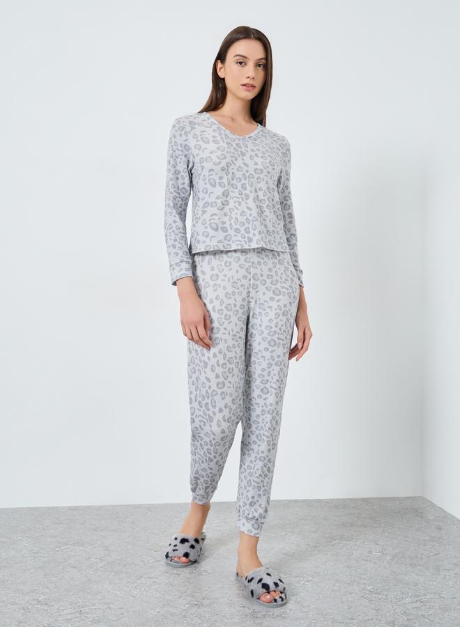 Take Two Grey Leopard Print T-Shirt and Pyjama Set - Image 2
