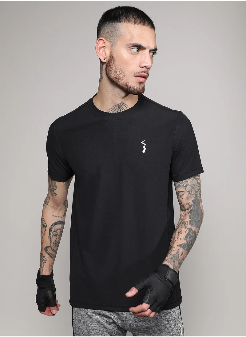 Campus Sutra Men's Onyx Black Solid Activewear T-Shirt