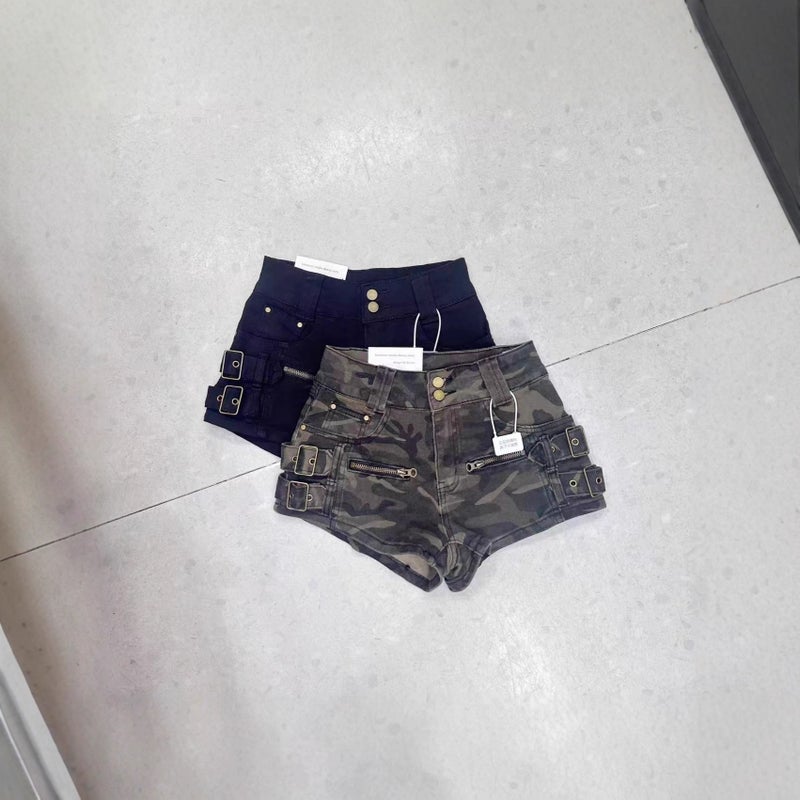 Women's High-Waist Camo Cargo Denim Shorts - Image 5