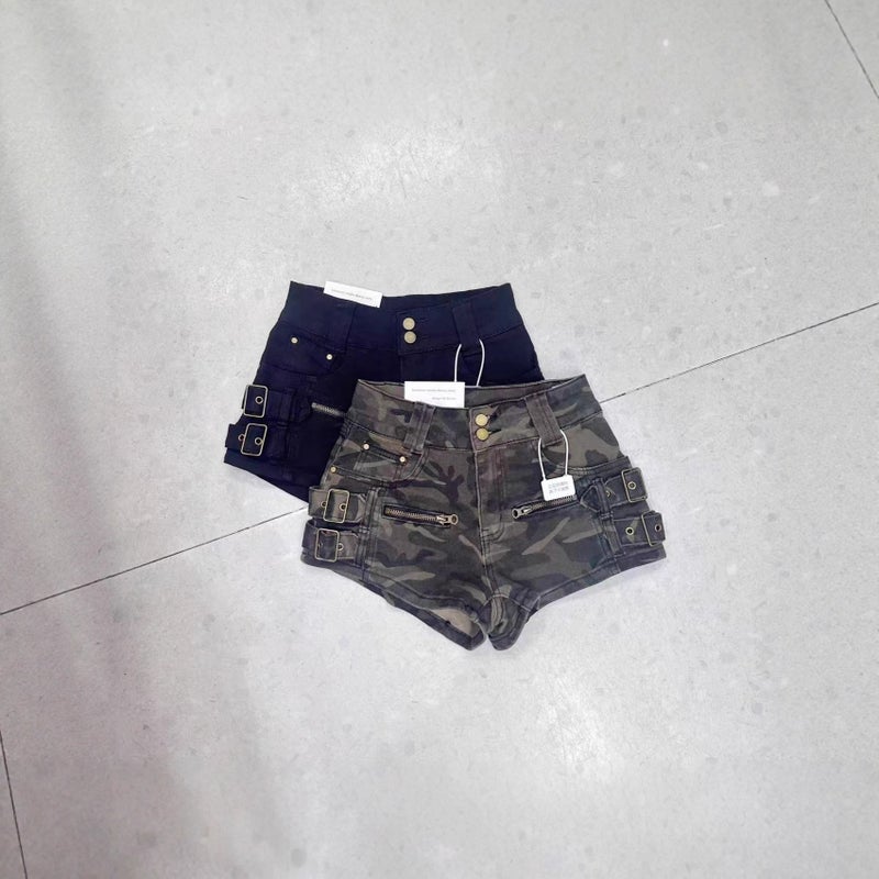 Women's High-Waist Camo Cargo Denim Shorts - Image 3