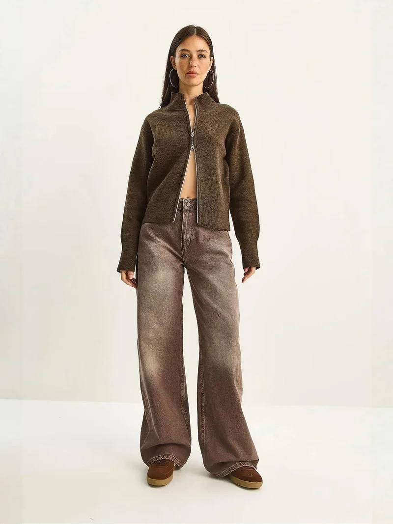 بيانكو لوتشي بنطلون جينز واسع الخصر العالي من لوكسي