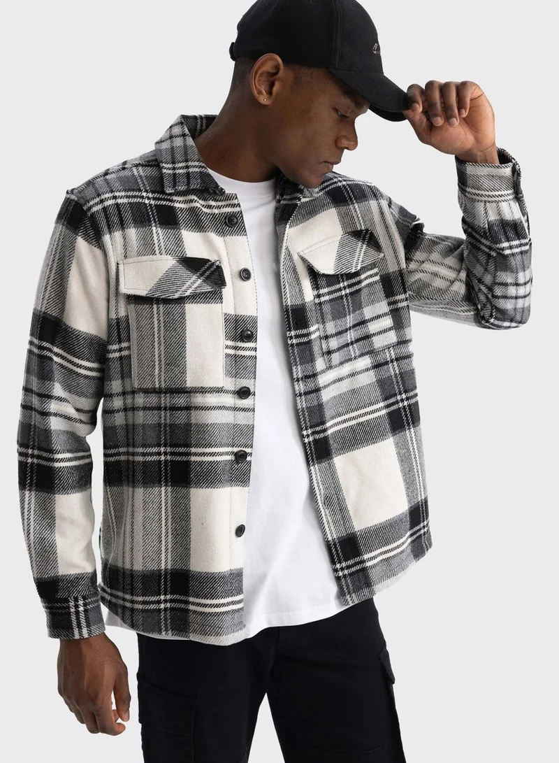 ديفاكتو Flap Pocket Regular Fit Shirt