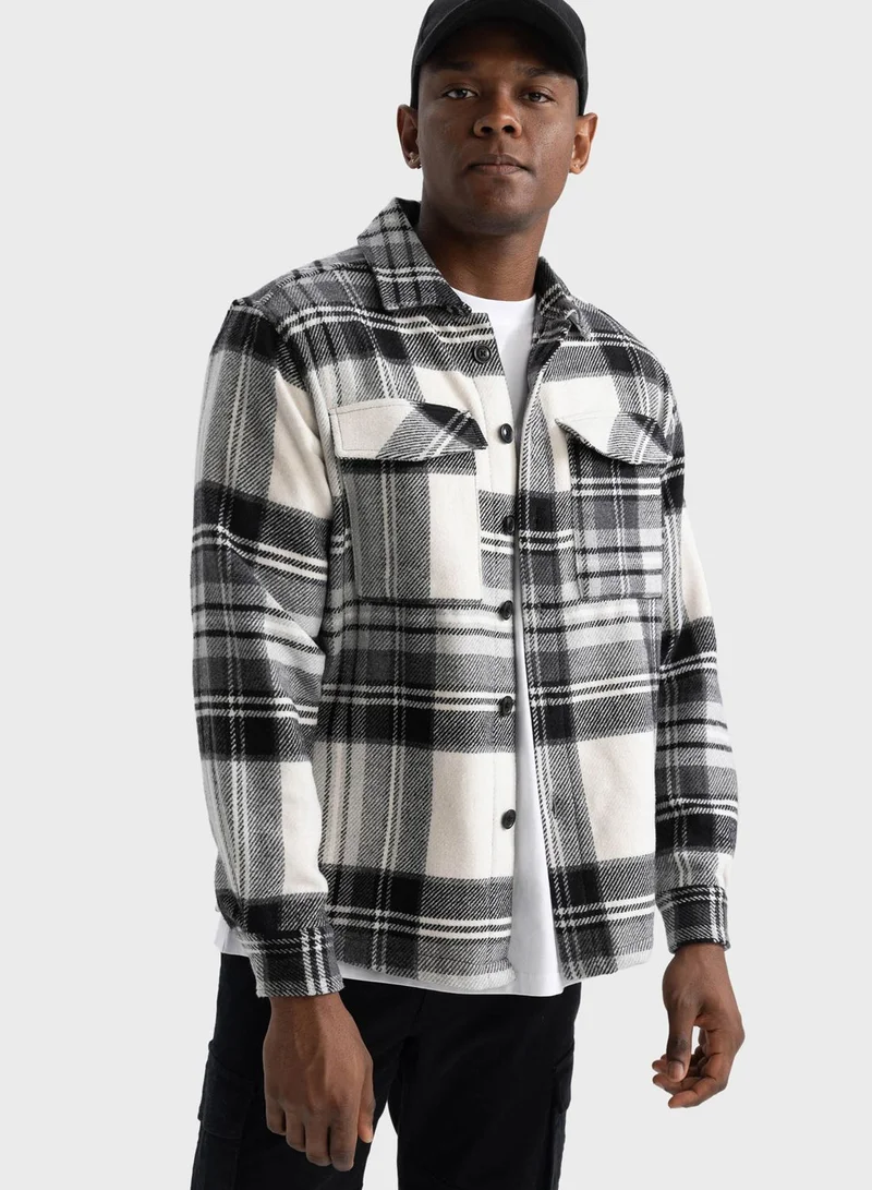 ديفاكتو Flap Pocket Regular Fit Shirt
