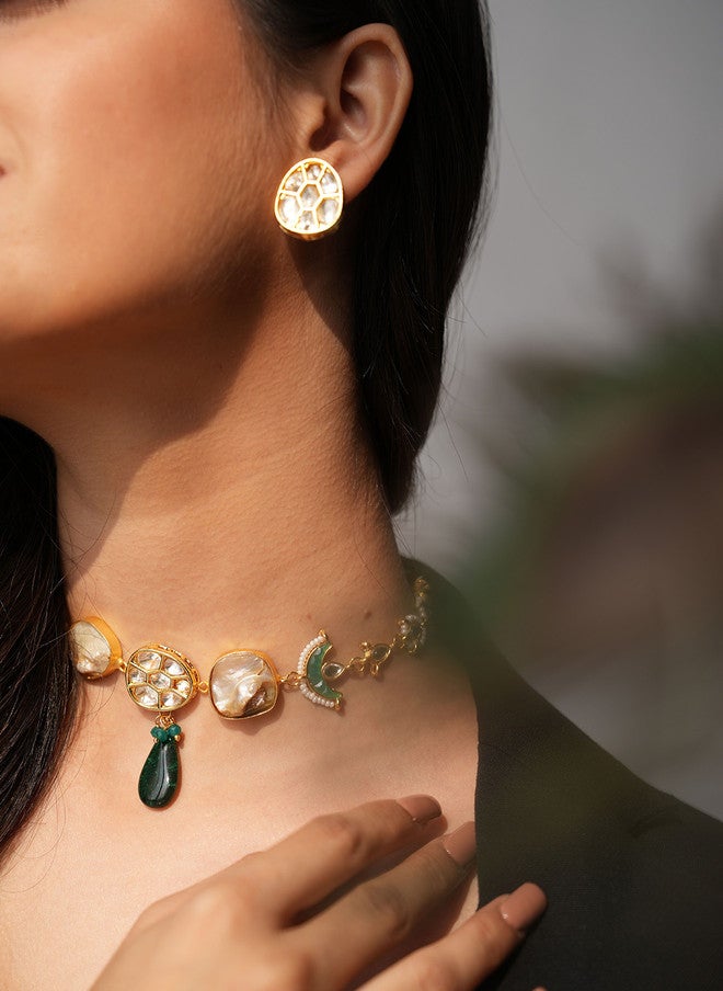 Binnis Wardrobe Gold-Plated Kundan-Studded Pachi Choker Jewellery Set - Image 4