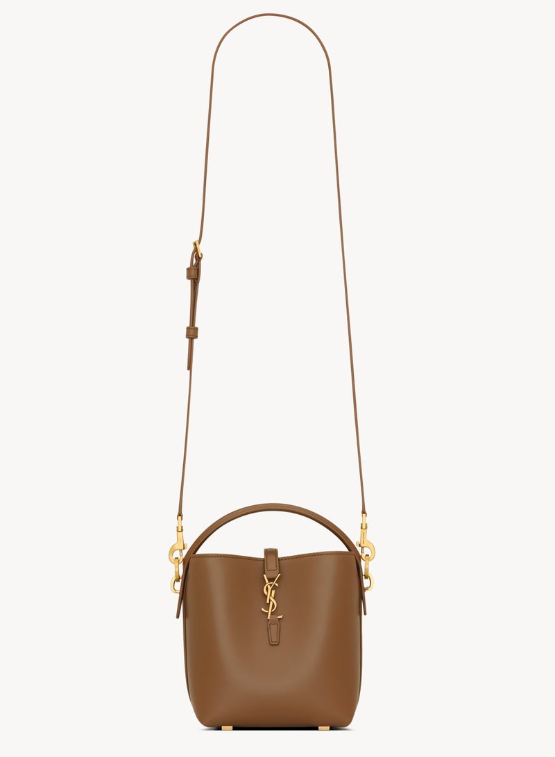 Le 37 YSL Bucket Bag in Smooth Leather - Image 2