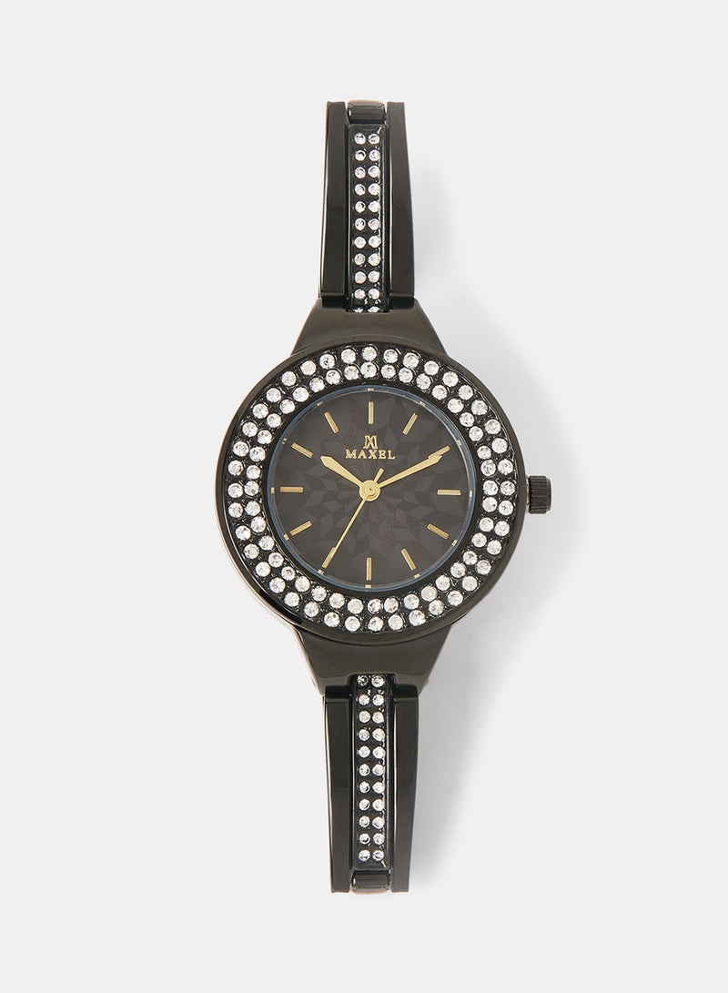 Women's Unique Design Analog Wrist Watch MX119 - 28mm