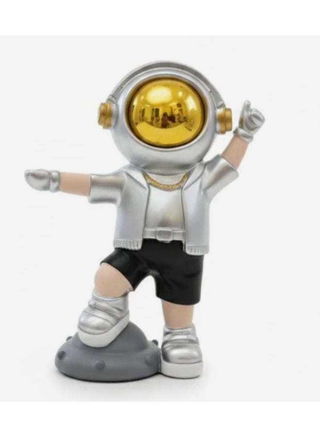 أي كي دي سي تمثال رائد فضاء خزفي من AKDC، بارتفاع ٢١ سم، باللون الفضي مع لمسات ذهبية | منحوتة ديكور فضائي عصرية فاخرة - Image 1