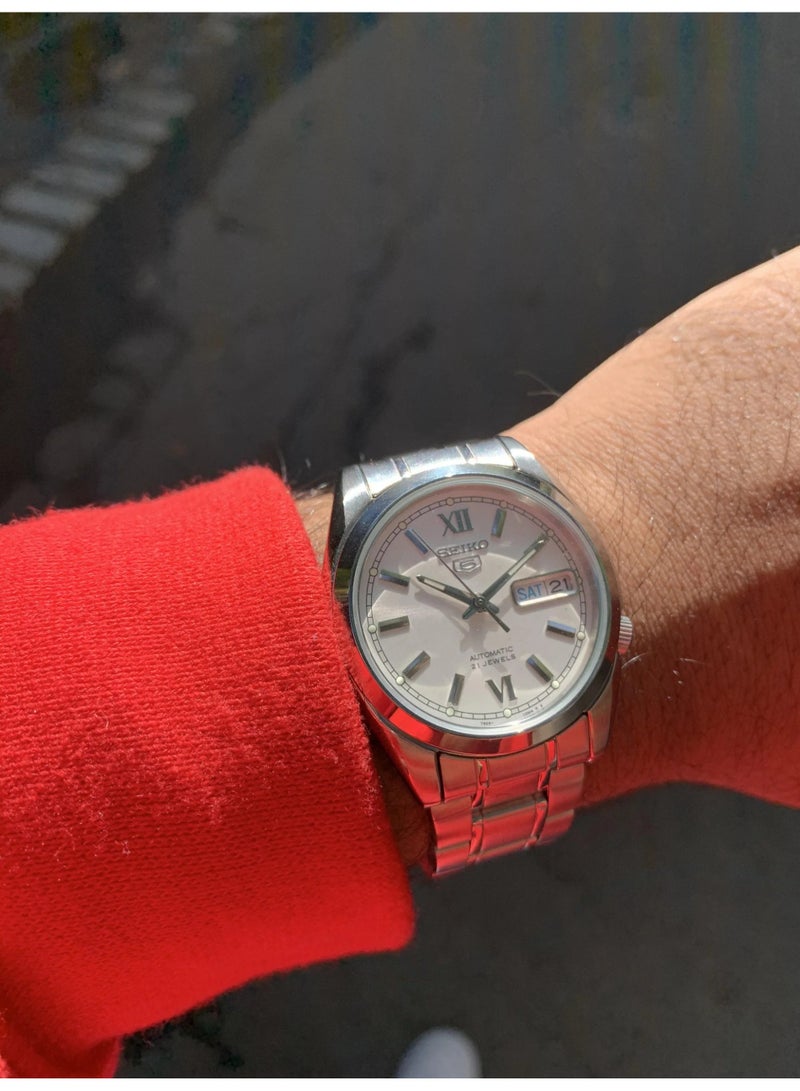 Seiko 5 Automatic Men’s Watch SNKL51K1, 38 mm Silver Dial, Stainless Steel Case & Bracelet, Day/Date Display, 30 m WR - Image 2