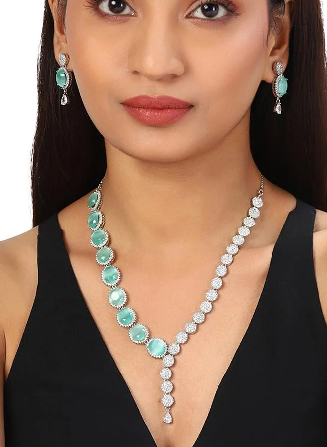 VOYLLA Sparkling Elegance Cluster Setting Zircons Jewellery Set