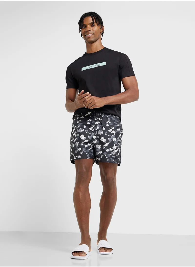 كالفن كلاين Printed Drawstring Shorts