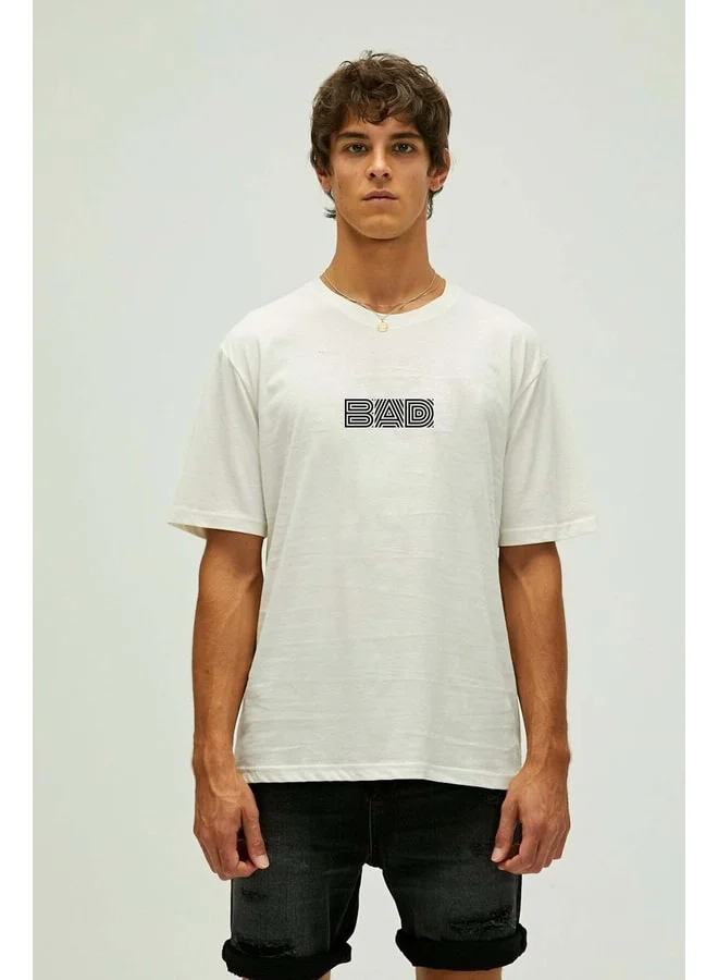 باد بير قميص رجالي أبيض من Maze باللون Off-White.