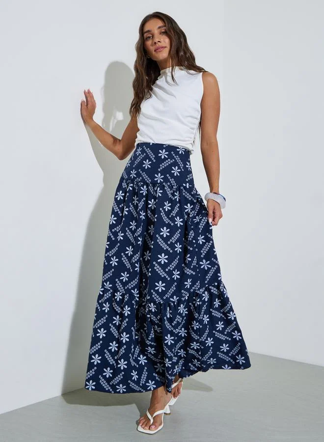 Styli Blue Floral Embroidery Jacquard Fabric Pleated A-Line Maxi Skirt
