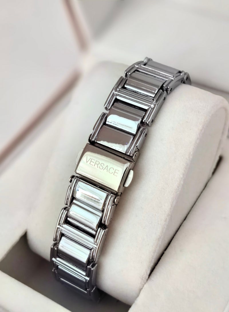 ساعة فاخرة وأنيقة من الفولاذ المقاوم للصدأ - Image 4