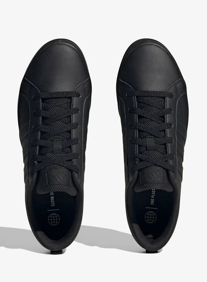 اديداس سنيكرز في إس بيس 2.0