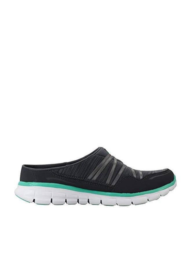 SKECHERS حذاء سكيشرز سبورت للنساء، إير ستريمر سليب أون، رمادي/أكوا، 7.5 M US - Image 1