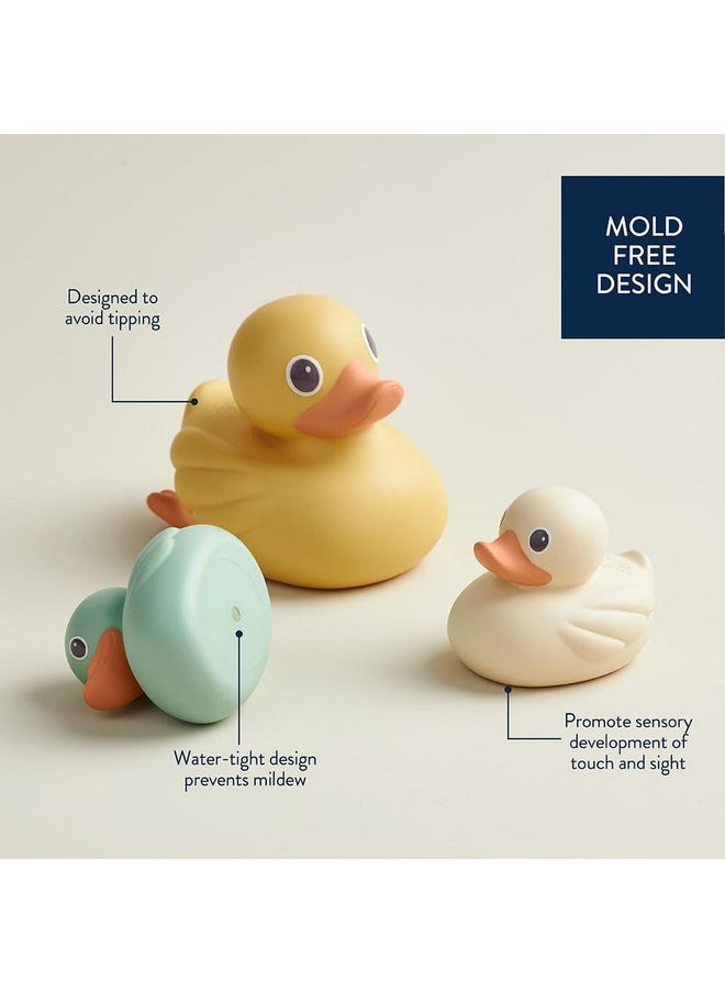 Itzy Ritzy - Itzy Ritzy Ducky Family - Set of 3 Duck Floating Bath Toys with Watertight Design (Duck) - Image 1