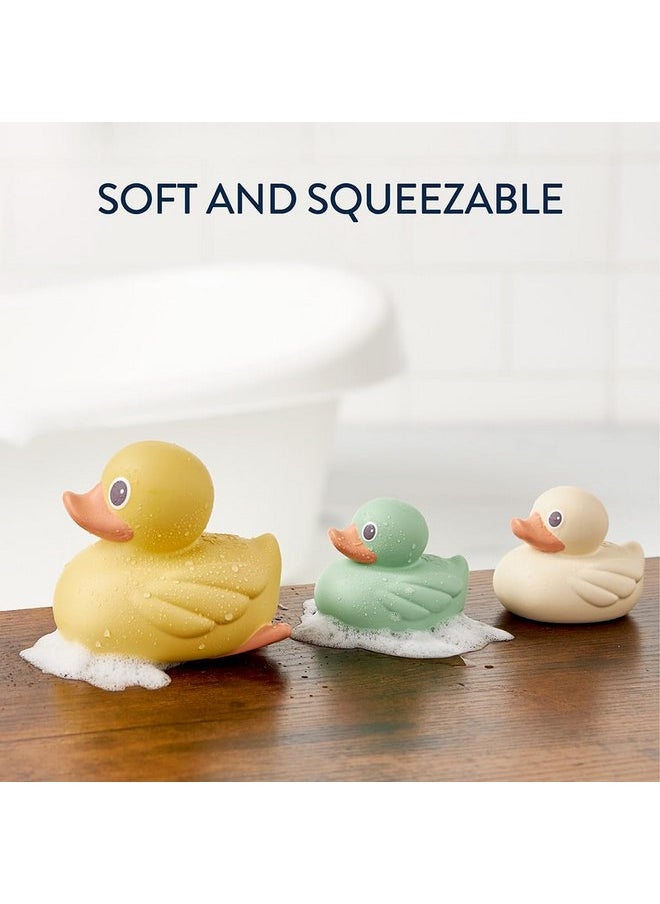Itzy Ritzy - Itzy Ritzy Ducky Family - Set of 3 Duck Floating Bath Toys with Watertight Design (Duck) - Image 1
