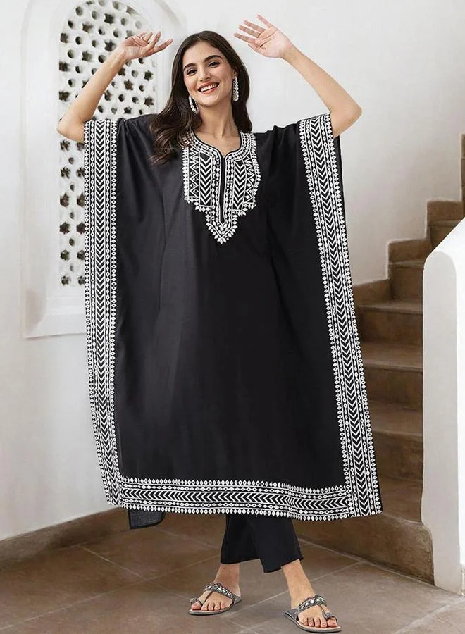 Black roman silk Embellished Pattern Straight Kurta Set for Women with Round Neck Neckline Three-Fourth Sleeves Calf length Upper Body Wear Tunic Full Length Bottom Body Wear Palazzo Elastic Closure - Perfect for Festive Occasions