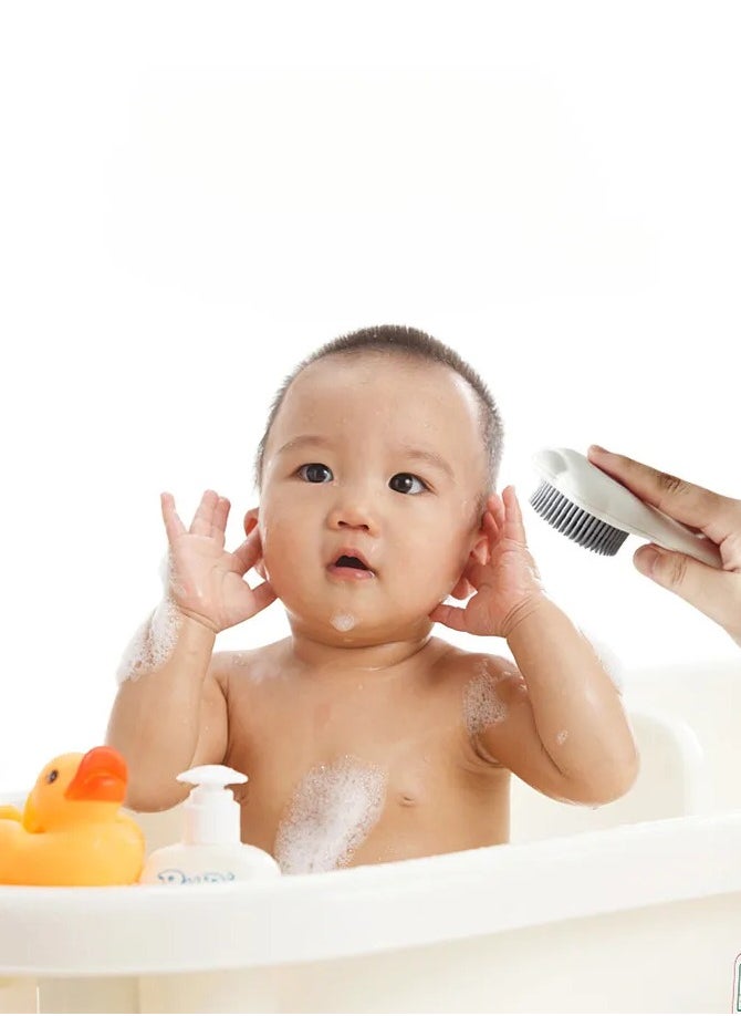 Generic Silicone Shower & Shampoo Brush for Kids, Suitable for Newborns & Toddlers Hair and Body Care  - Image 3
