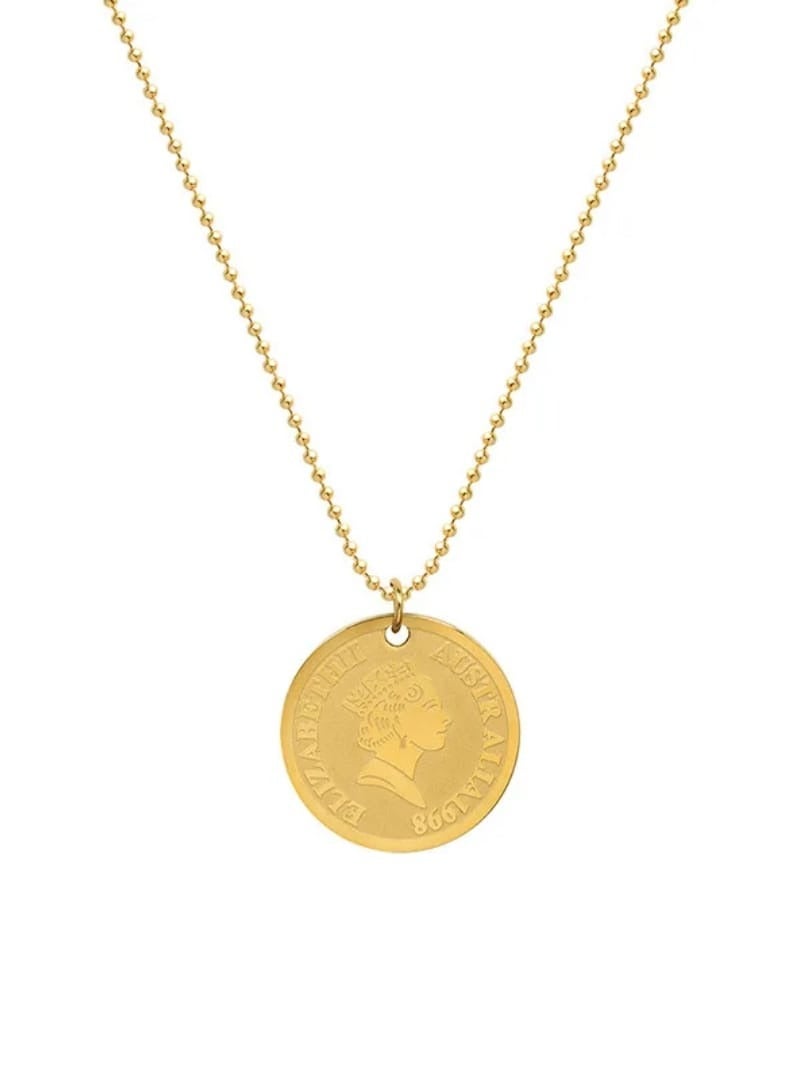 Luxuria Classic, elegant and simple, this Queen Elizabeth gold circle pendant necklace is made of stainless steel and plated with 18k gold, on a celebrity medallion chain. - Image 1