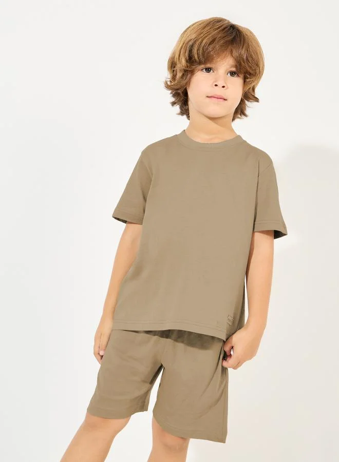 Styli Solid Round Neck T-Shirt and Shorts Set