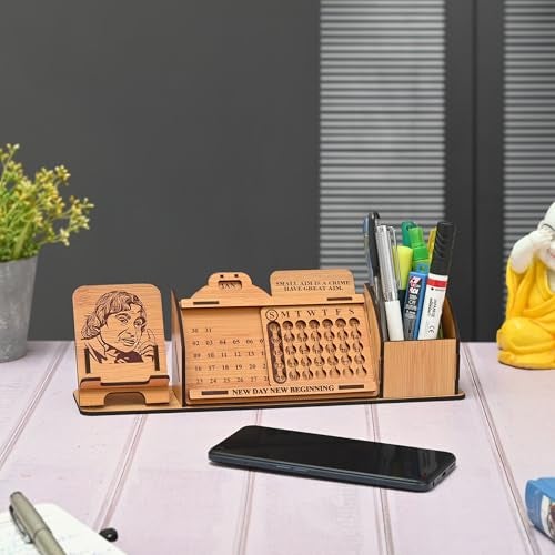 Gift Kya De Wooden Desk Organizer with Desk Calendar, Mobile Holder & Pen Stand | APJ Abdul Kalam Printed Quote & Design | Office Table Decor Gift | Made in India (Eco Friendly) - Image 1