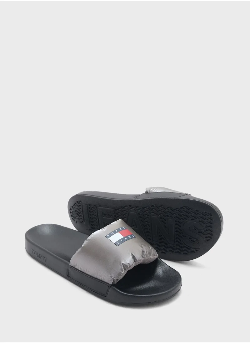 تومي جينز Logo Detailed Flip Flops