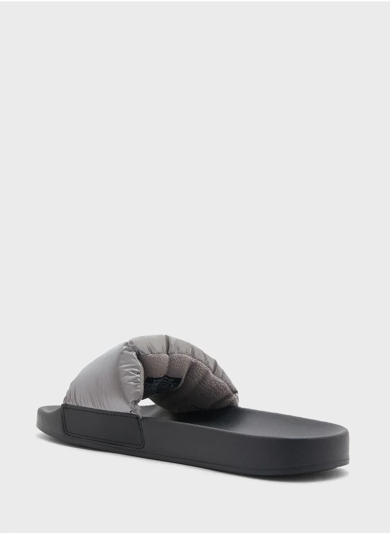 TOMMY JEANS Logo Detailed Flip Flops