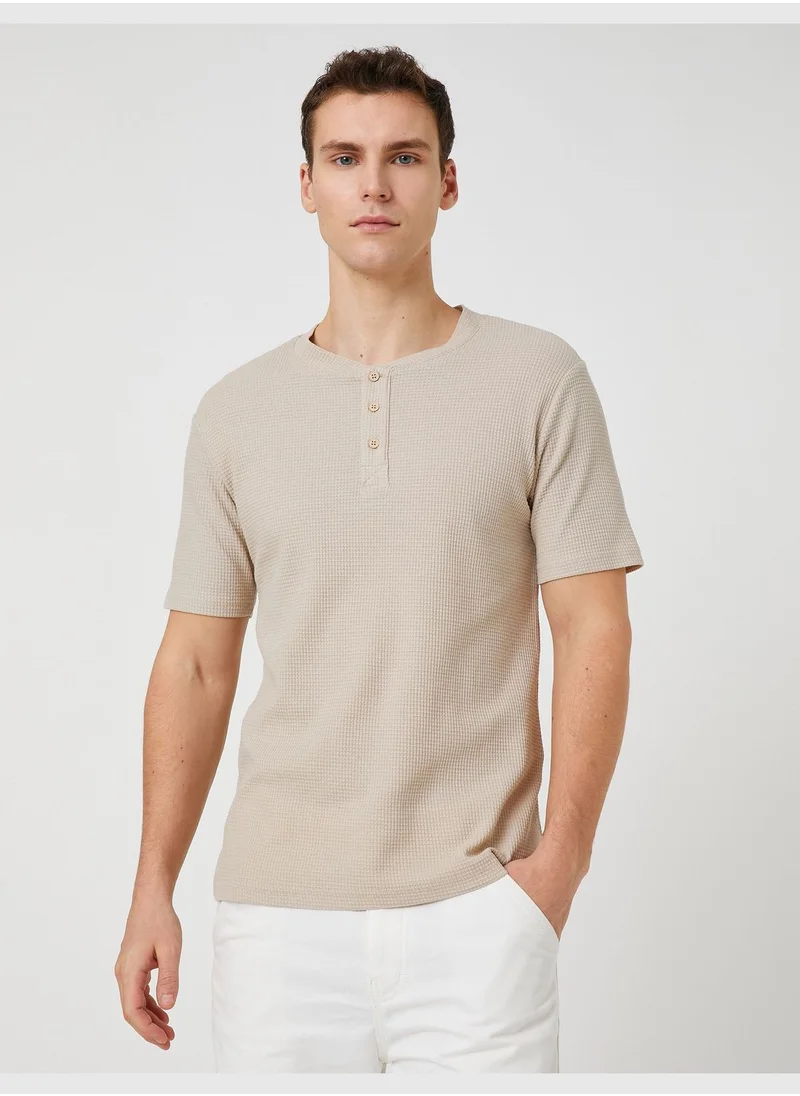 كوتون Basic T-Shirt Mandarin Collar Buttoned Slim Fit Short Sleeve