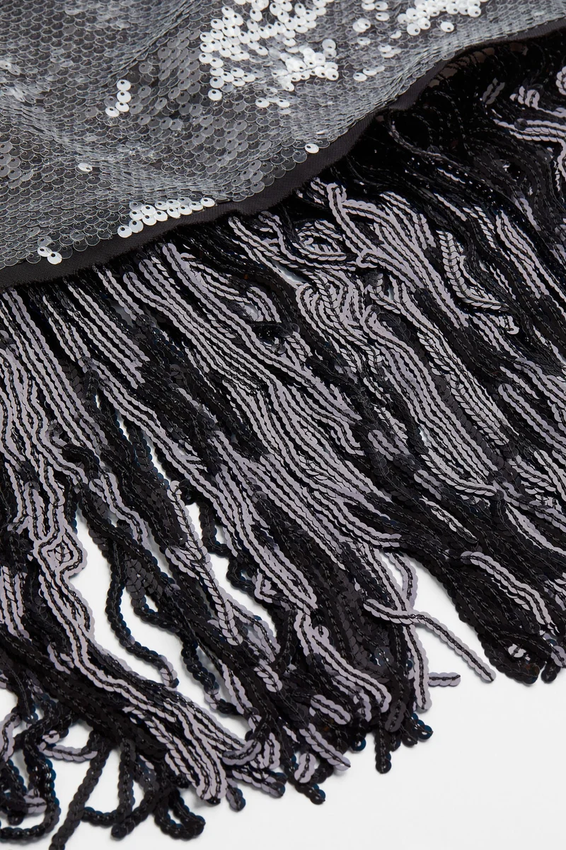 اتش اند ام فستان ترتر بشرّابات على الحواف