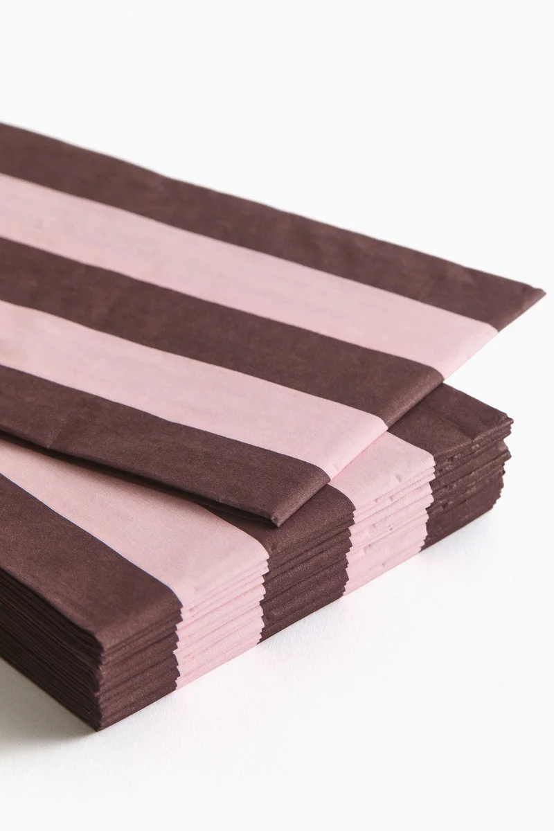 H&M 15-pack paper napkins