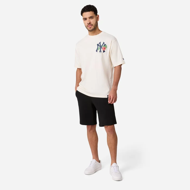 NEW ERA Men's MLB New York Yankees Fruit Graphic T-Shirt