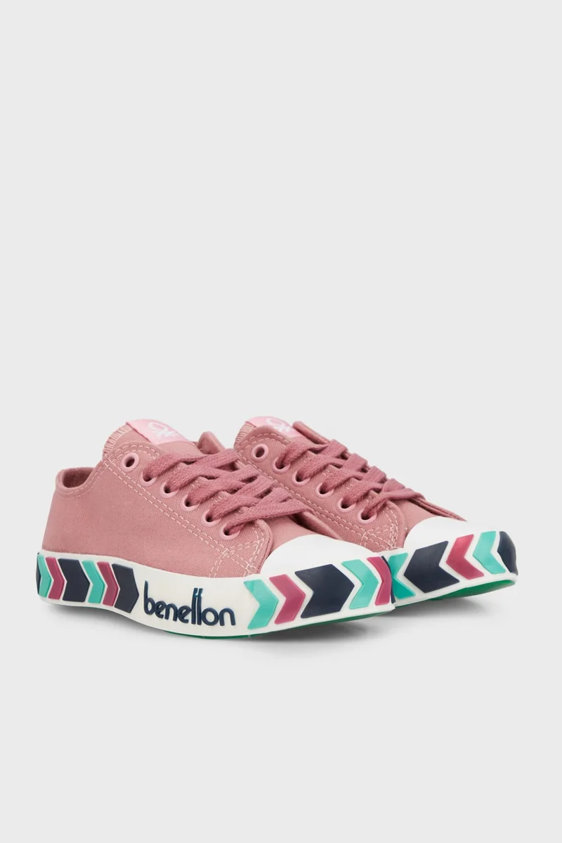 يونايتد كولورز أوف بينتيون Sneaker Shoes Women's Shoes Bn