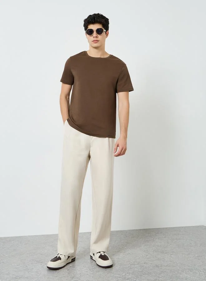 Styli Men Brown Cotton Blend Crew Neck T-Shirt