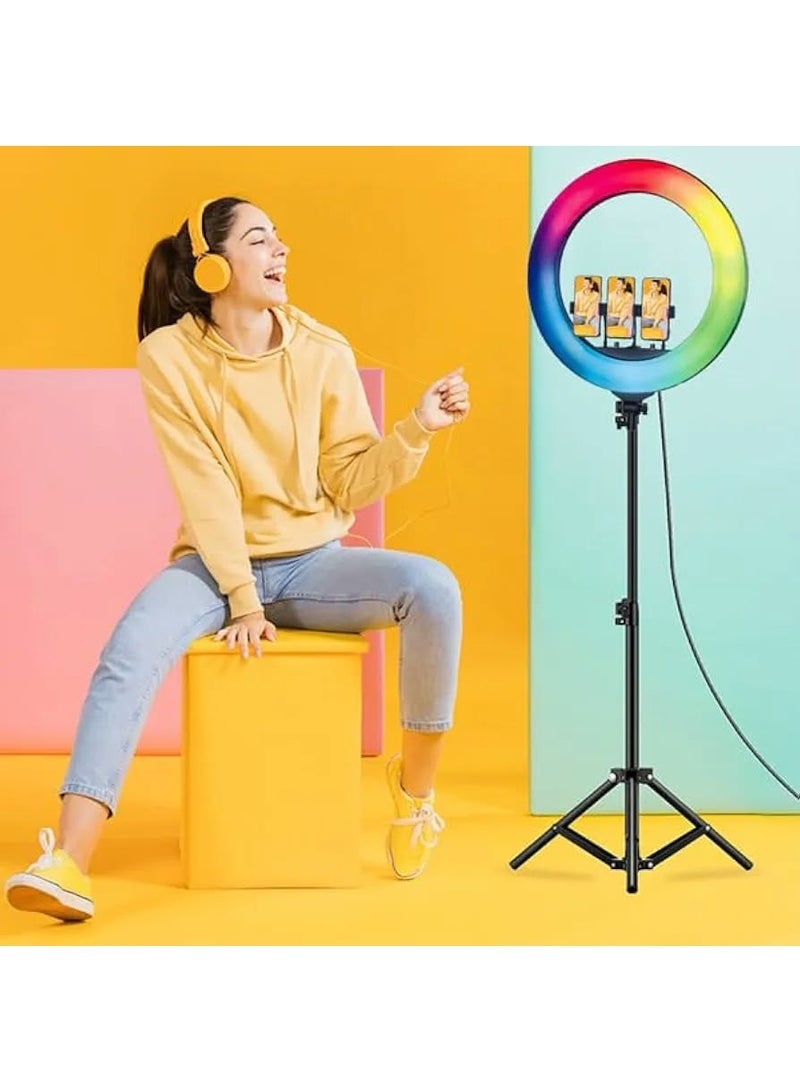 بلوكاما إضاءة حلقية (رينج لايت) ملونة RGB احترافية LIVE-R56 Pro مقاس 560 ملم من بلوكاما (PLOKAMA) مع حامل ثلاثي القوايم، 3 حوامل للهاتف، منفذي شحن USB، وجهاز تحكم - Image 4