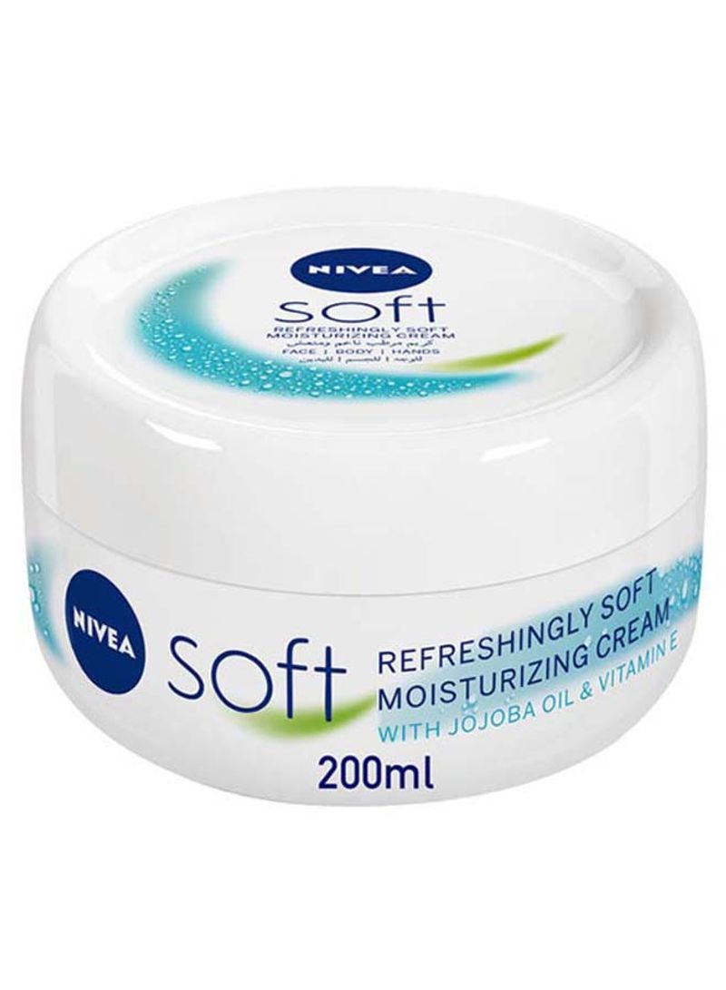 Nivea Soft Refreshing & Moisturizing Cream