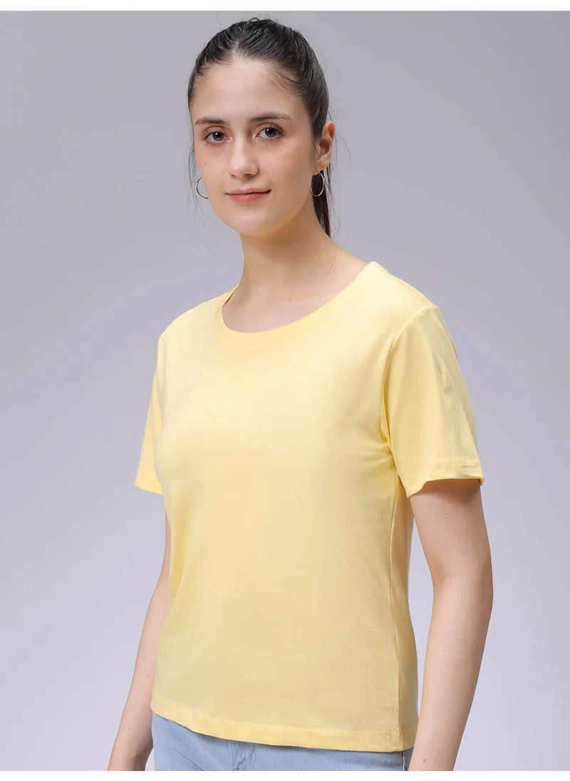 مرفوعة Women Regular Multicolour Solid Crew Neck Short Sleeve T-Shirt