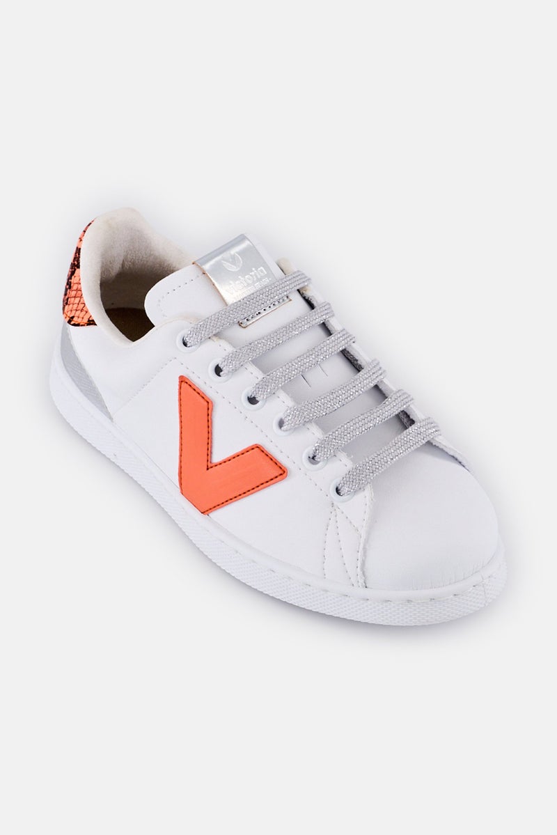 Victoria Women Lace Up Casual Shoes, White - Image 1